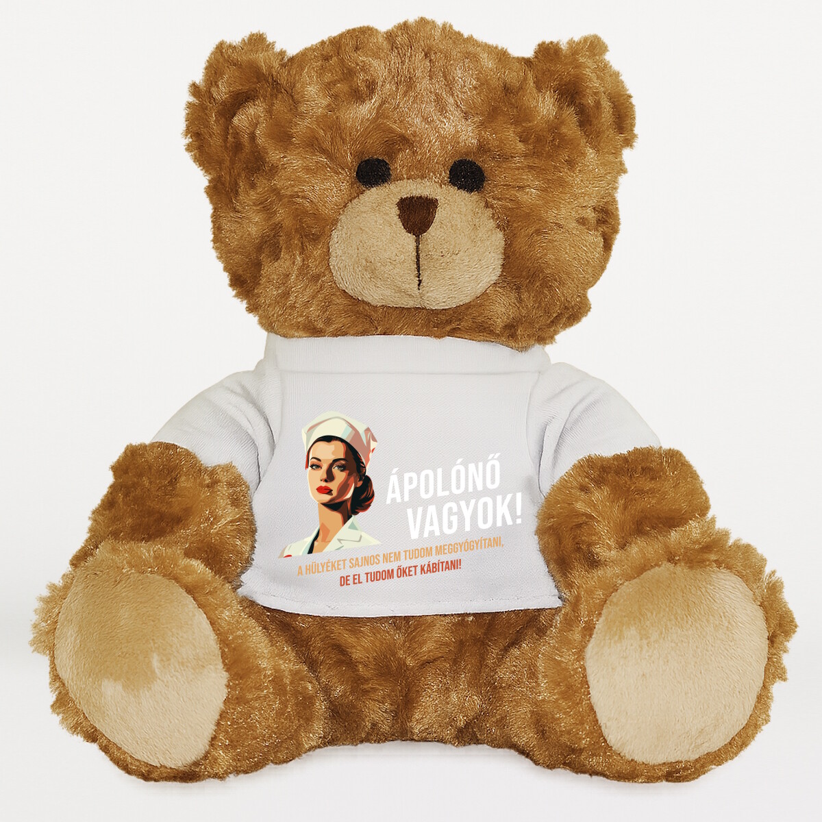 Plüssmaci egyedi pólóval