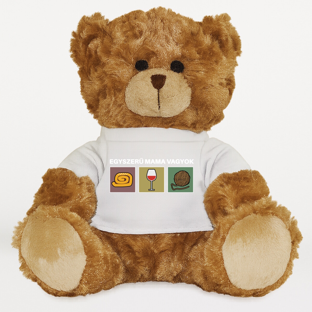 Plüssmaci egyedi pólóval