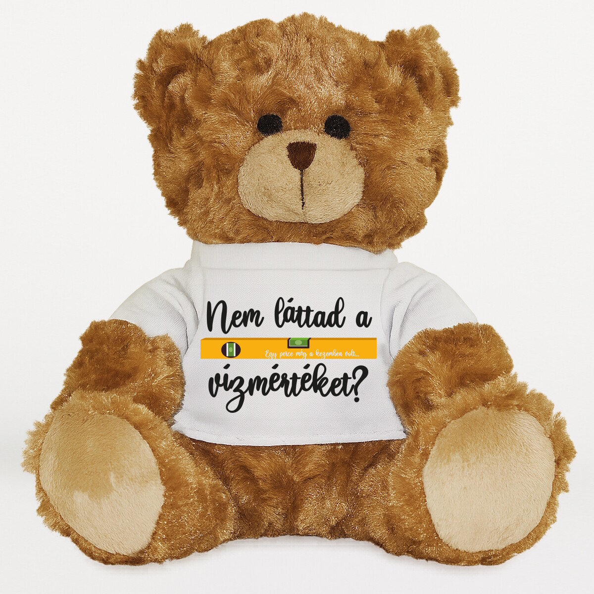 Plüssmaci egyedi pólóval