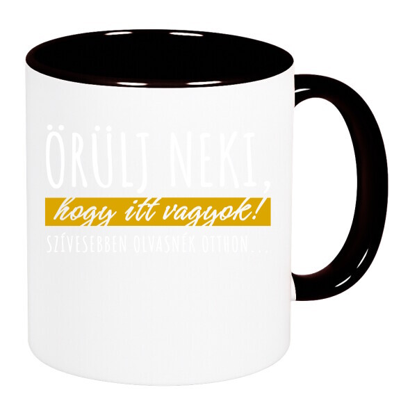 Színes fülű és belsejű bögre