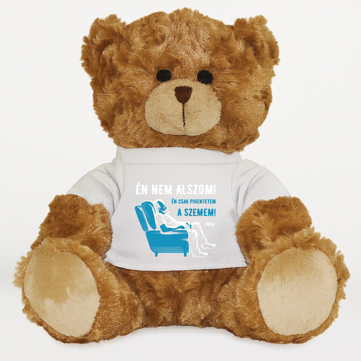 Plüssmaci egyedi pólóval