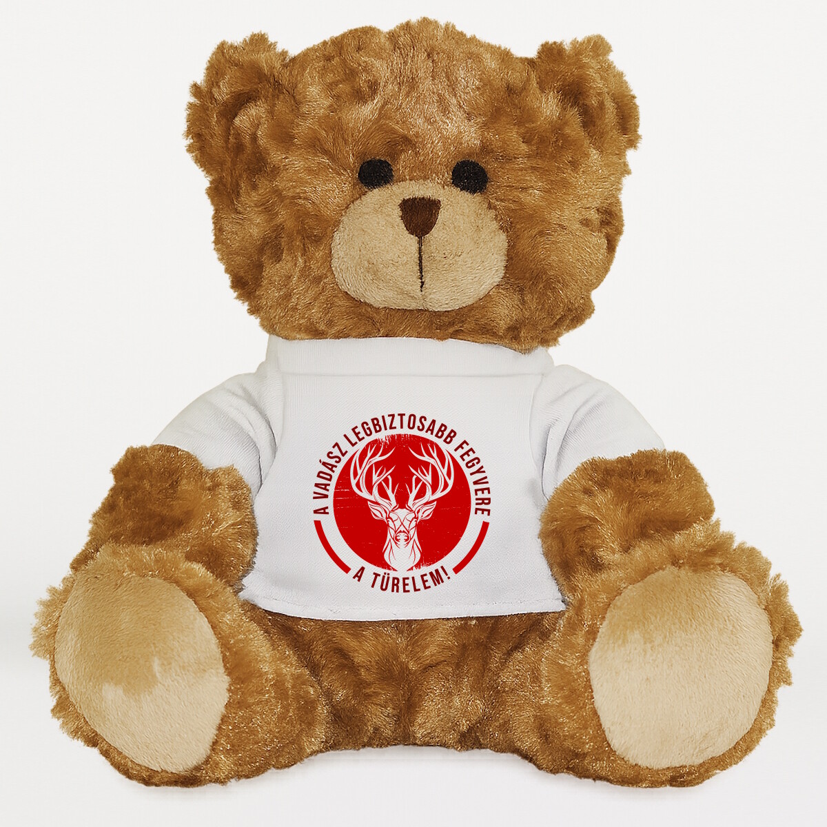 Plüssmaci egyedi pólóval