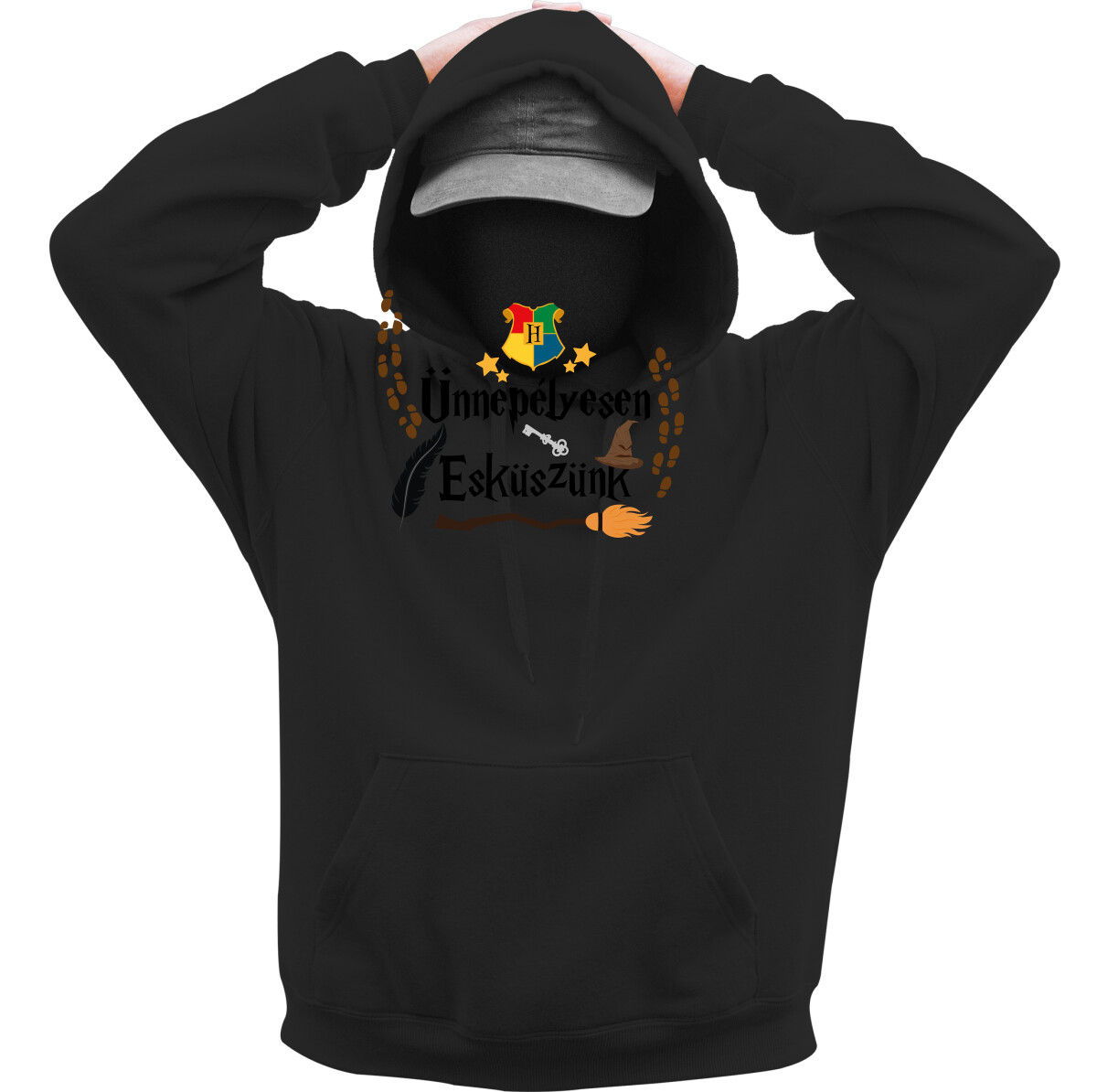 Kapucnis belebújós pulóver