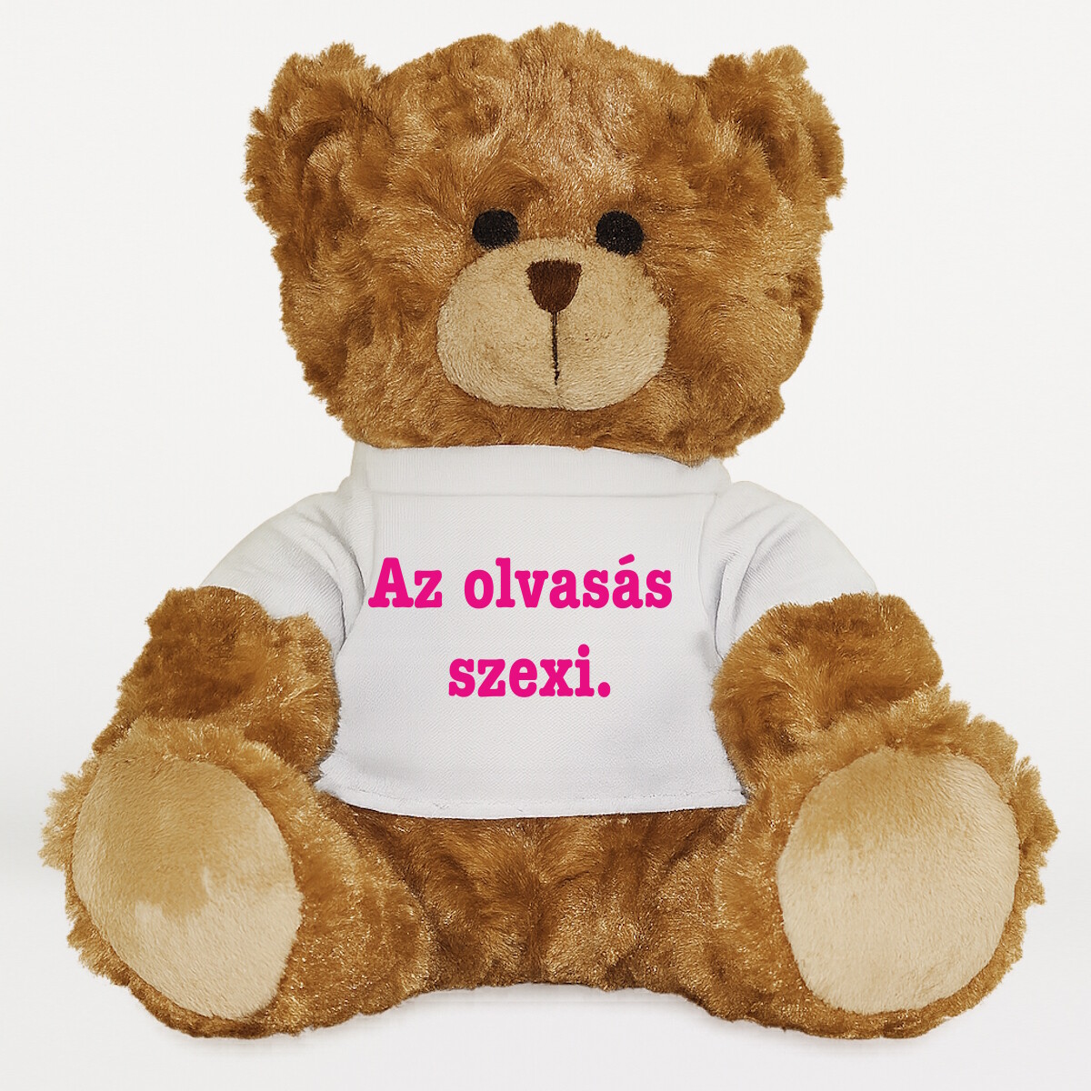 Plüssmaci egyedi pólóval