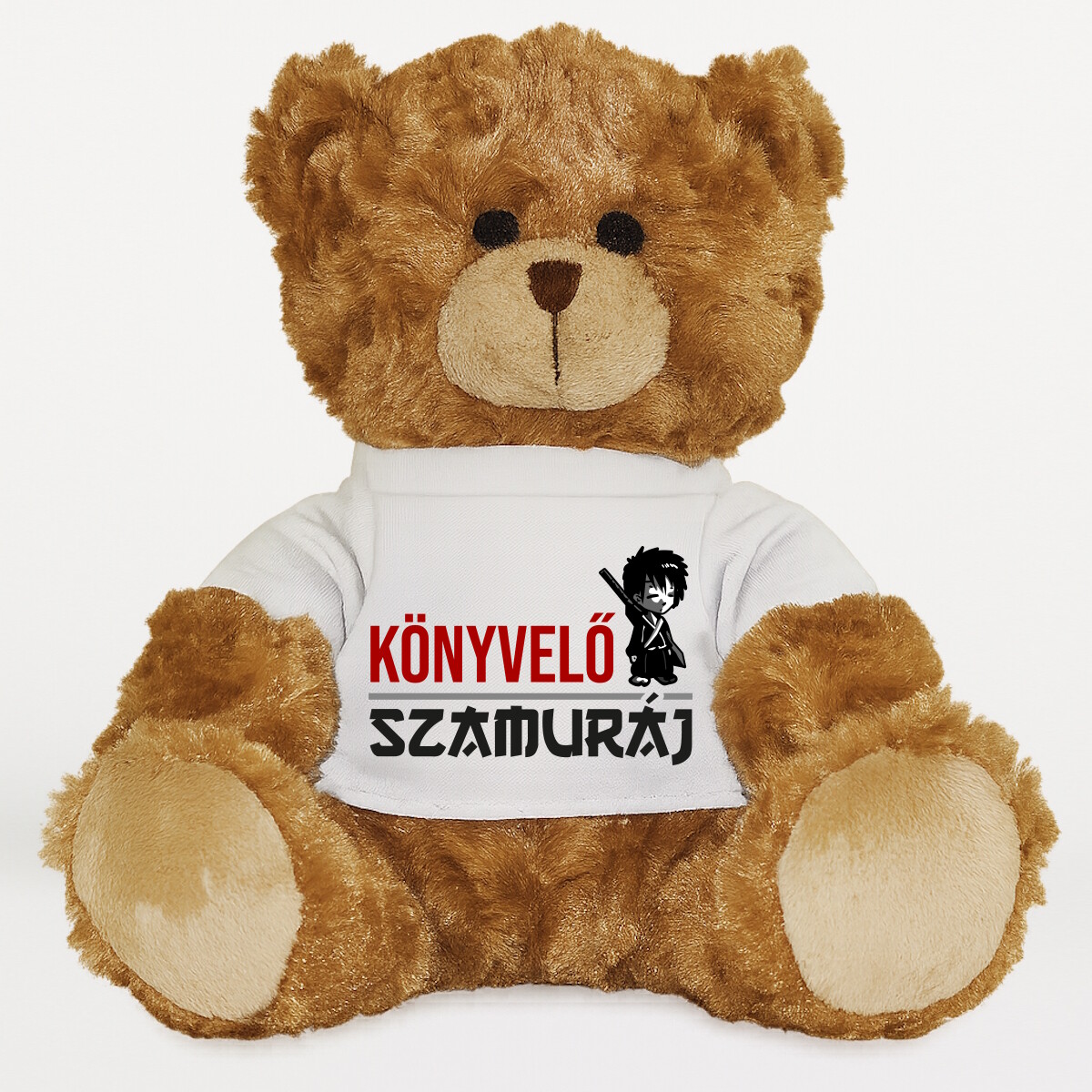 Plüssmaci egyedi pólóval