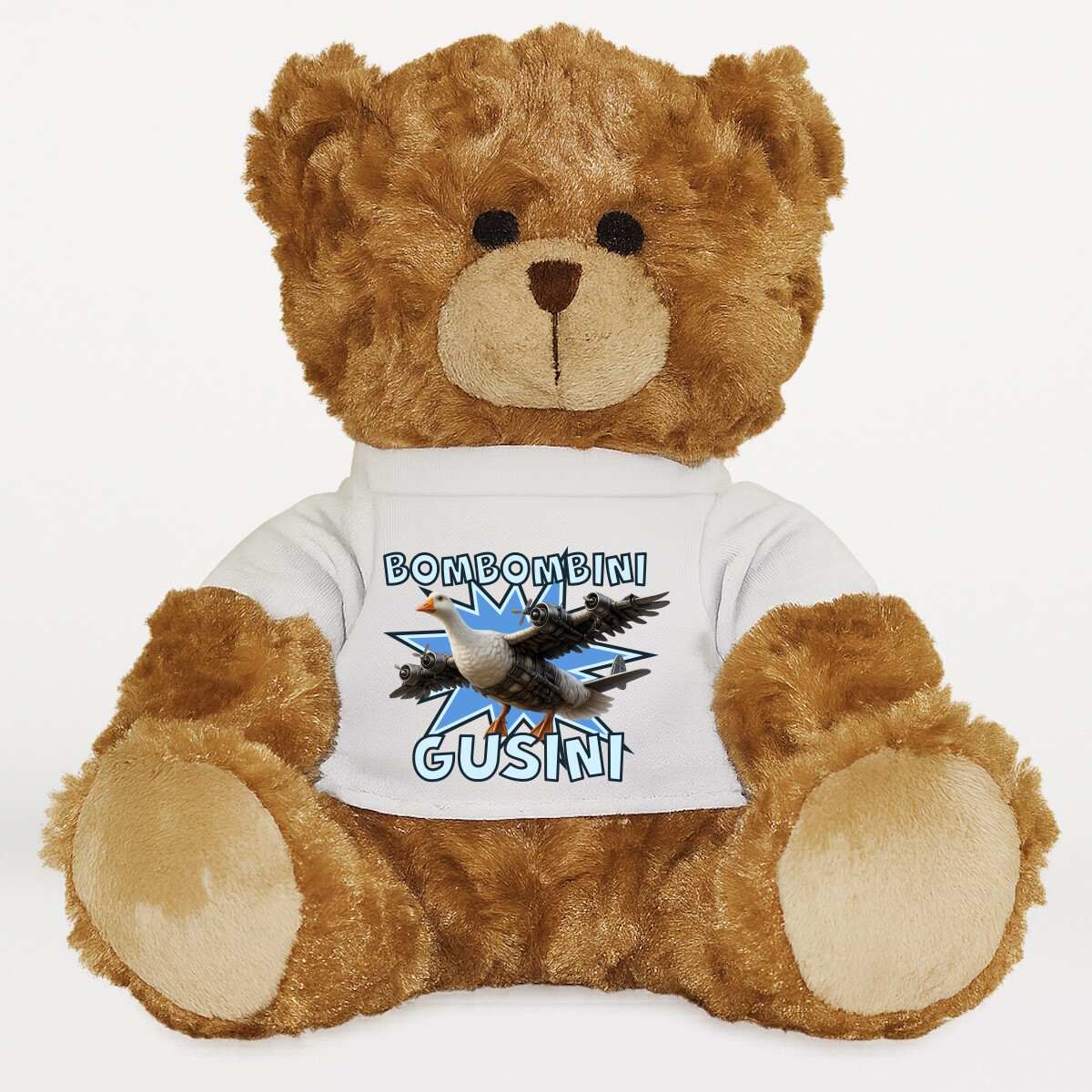 Plüssmaci egyedi pólóval