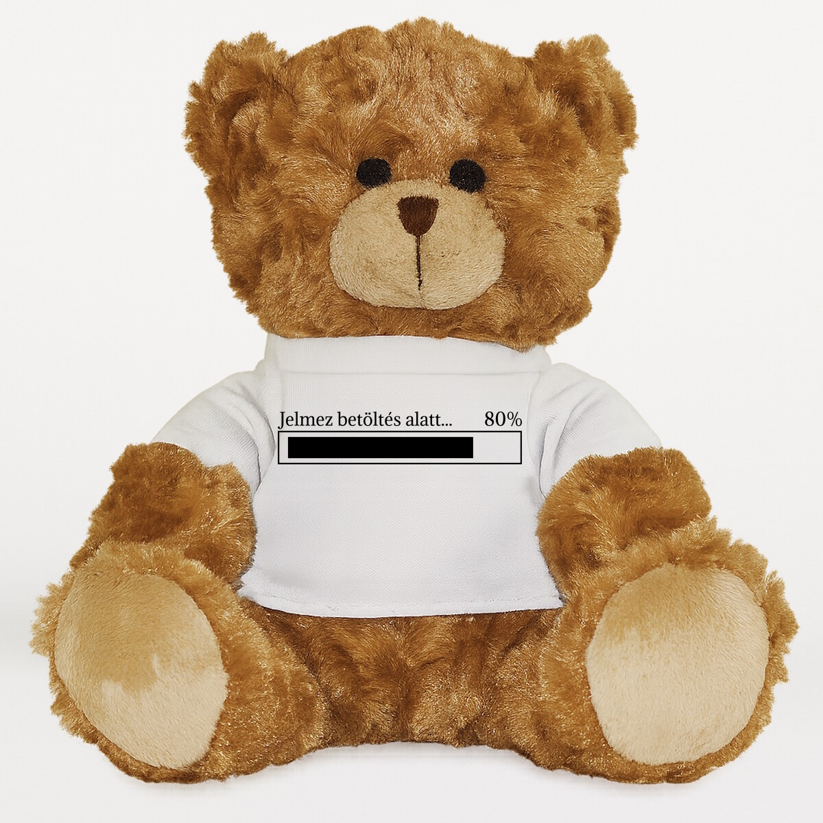Plüssmaci egyedi pólóval