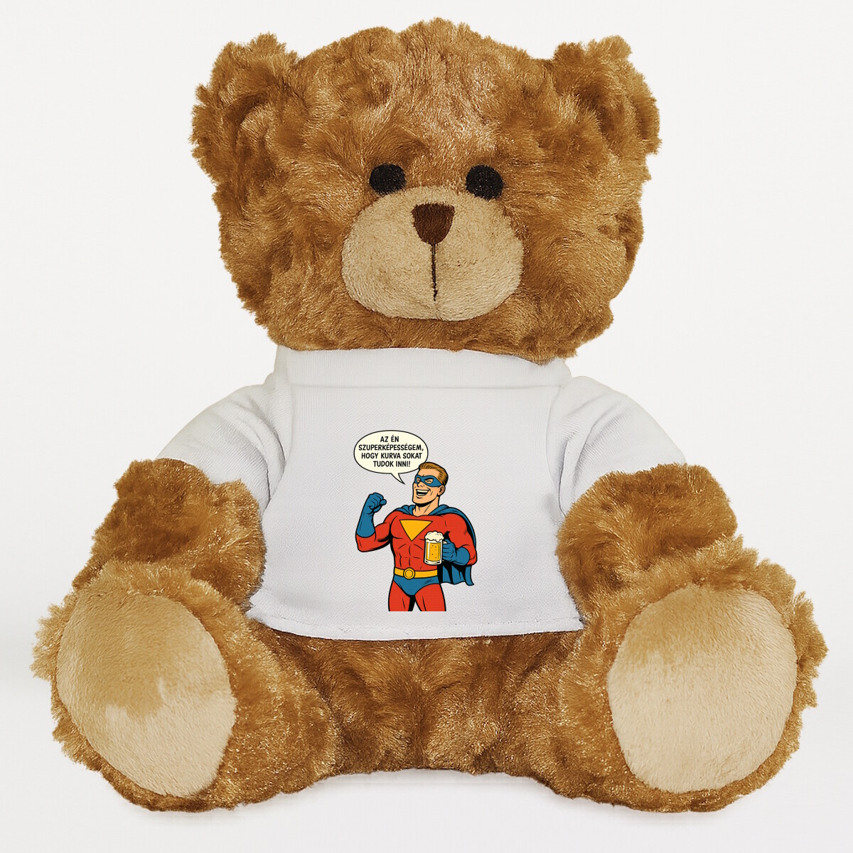 Plüssmaci egyedi pólóval