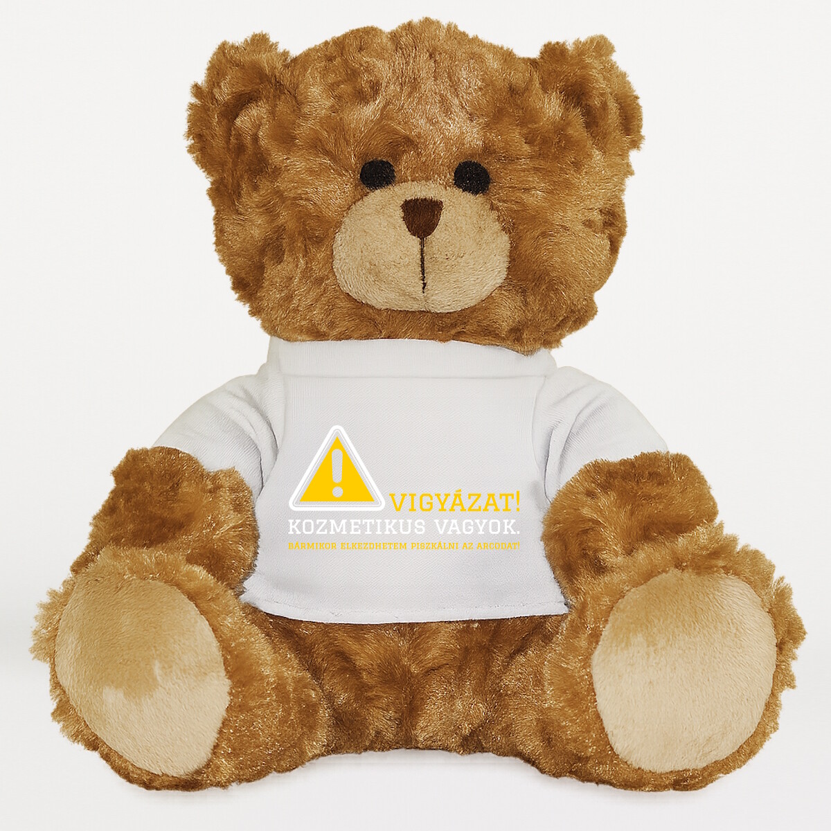 Plüssmaci egyedi pólóval